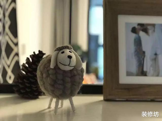 她家称不上豪华，却成为小区的“网红房”，邻居都前来参观学习！