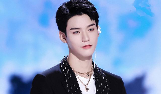 |被封杀后首发声,曝光CP另一人的恶劣行径,他才是“内娱真疯子”