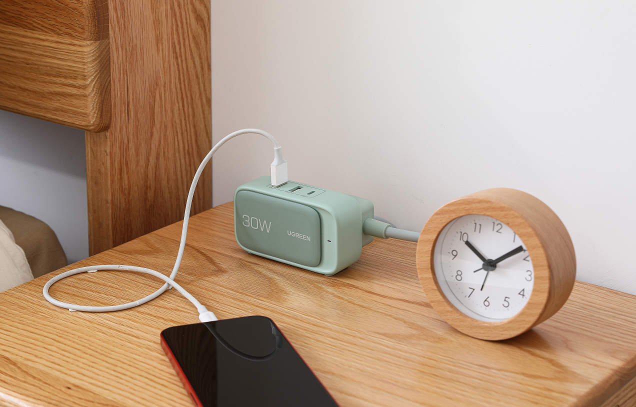 排插|用USB排插直接给手机充电,会损坏手机吗?很多人都搞错了