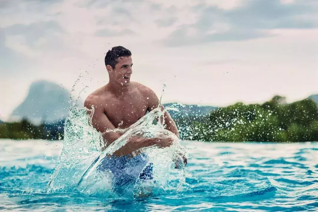 单品丨假期即将来临，选不好「泳裤」还怎么走沙滩？