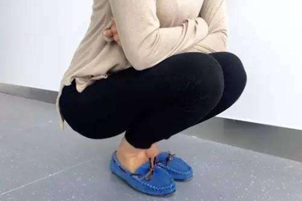 肠癌|女人若能每天做深蹲，几个月后，身体会有何变化？试试才知道