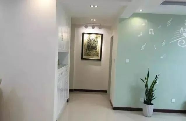 反对老婆把主卫改衣帽间,没想到入住后效果真不错,关键太实用了