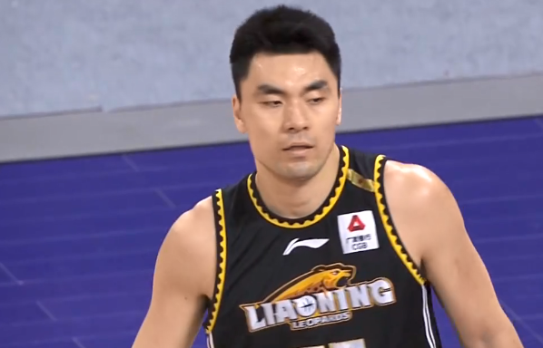 广东男篮|广东10人轮转打12-2领先8分，杜锋出奇兵，汤杰4分在场赢14分