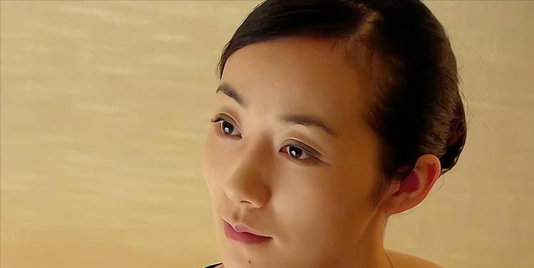 娱乐圈|娱乐圈隐藏的七位大佬,一个电话能叫来半个娱乐圈?地位无人撼动