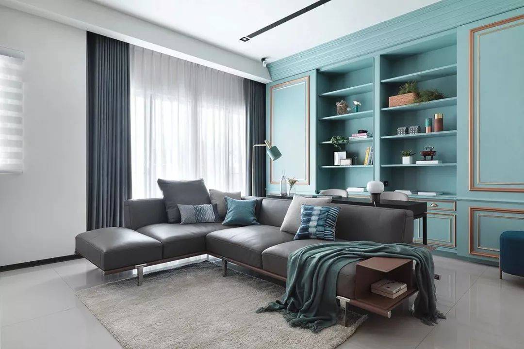 家里别只会刷漆贴壁纸了,现在流行装这种,时髦又耐用!