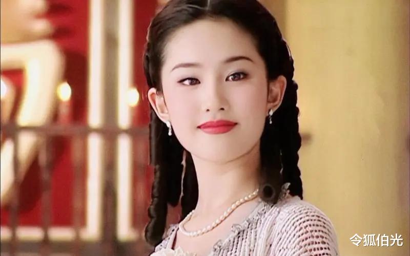 刘亦菲|太搞笑了,85花集体回归古偶,让赵丽颖和倪妮像是“一个笑话”