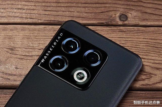 一加科技|一加10 Pro和一加9 Pro對比，有縮水，也有提升！