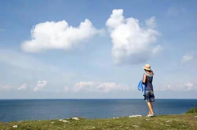 西装|一个人越来越自律的表现,这一点就够了