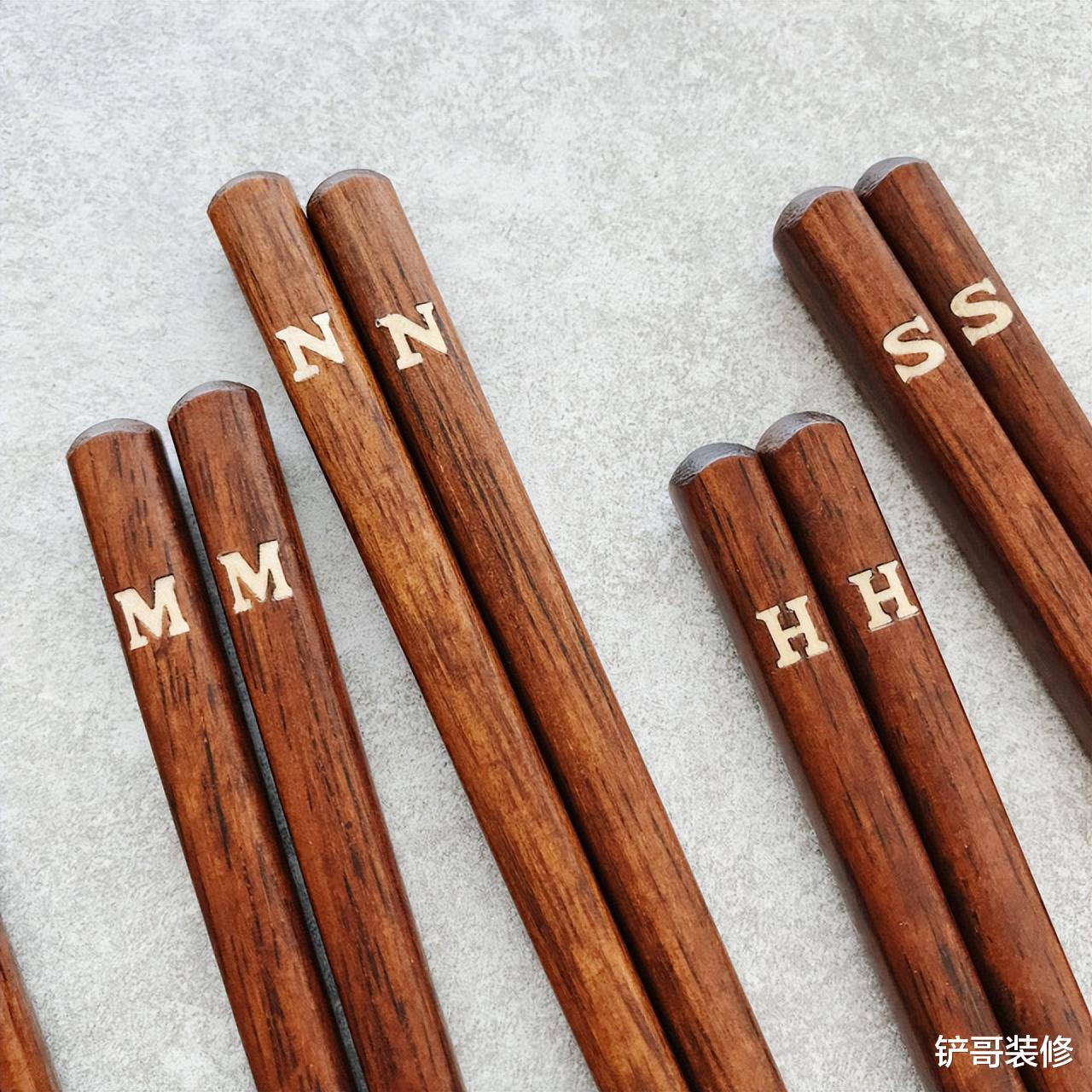 |买筷子时，“竹筷、合金筷、木筷”哪种好？为了健康，搞清楚再买