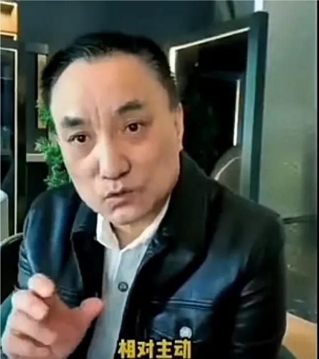 为劳荣枝打名誉权的律师简历:法学博士出身,还做过5年刑警