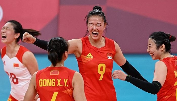 女排|中国女排主力阵容或出炉！李盈莹核心地位难动摇，32岁老将成领袖