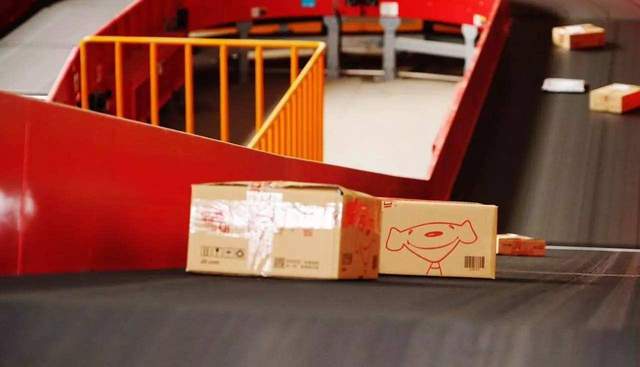 路由器|电商壹周｜时隔3年，刘强东再上头条