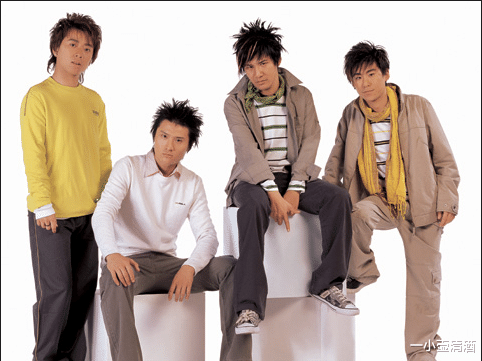 春晚|大张伟春晚“尴尬”上热搜，拒绝黄小蕾选择经纪人，他是否清醒？