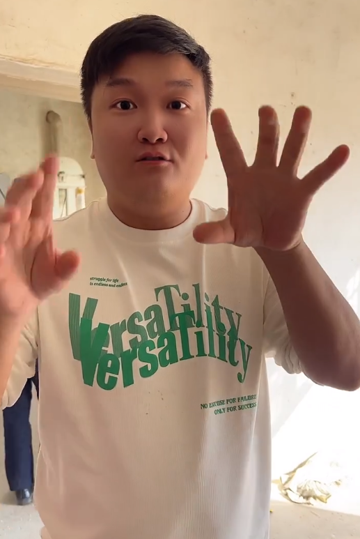 满身是血疯狂喝水,小胖闯非洲遇害画面曝光