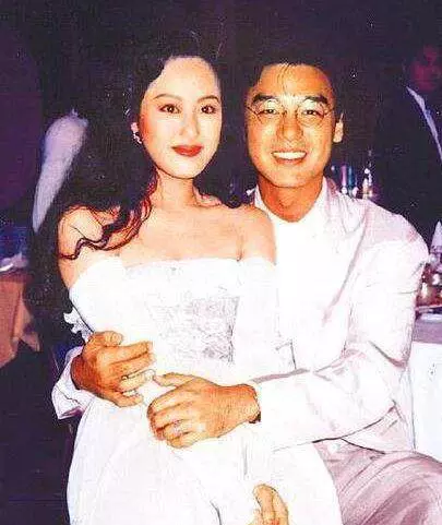 家产|五个娶了“败家媳妇”的男星， 图4每年给老婆两亿， 图5被败光家产