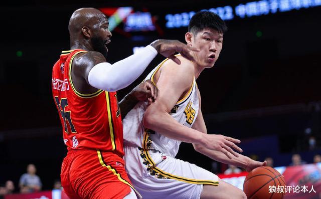 广厦|广厦9分险胜，胡金秋24分！孙铭徽17+12，琼斯雪中送炭