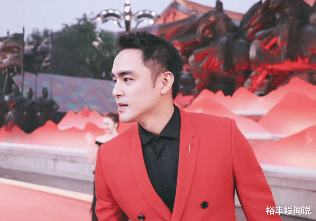 明道|明道回应两次对小姑娘发脾气!经纪人还原当时状态:不应该有情绪