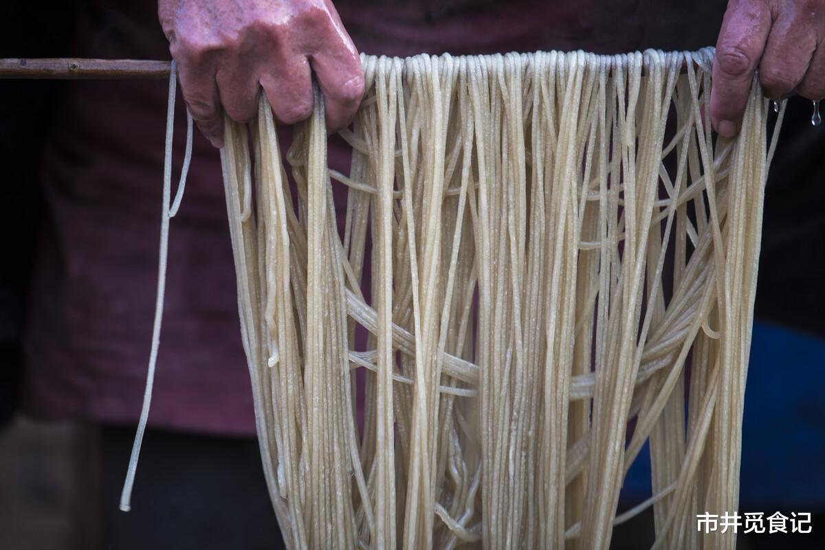 20元5斤的红薯粉条是假的吗?教你4招认识“冒牌货”,买到好粉条
