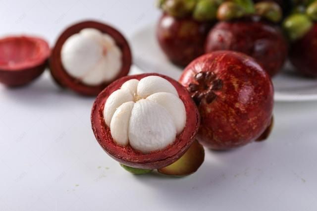 心脏|子宫“不欢迎”的8种水果，柿子排最后，排第一的，女性经常吃