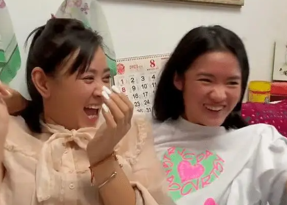 奔跑吧兄弟|《变形计》最幸运女孩李勒优：参加节目改变一生，城市妈妈宠成宝