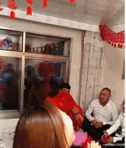 |“十年前后的手机变化有多大？”合着就变了个字母