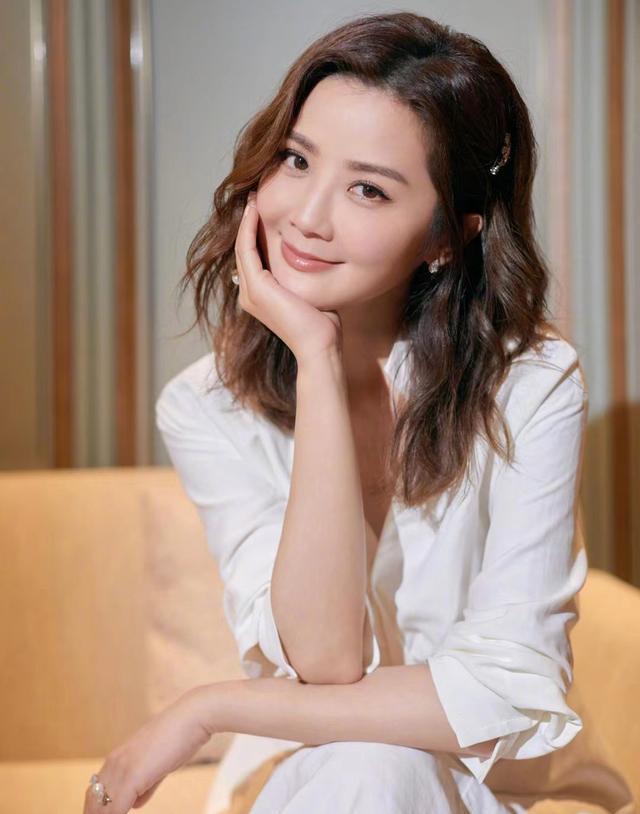 姐姐|赶上了时代的“红利”,这一届的《姐姐》可了不得