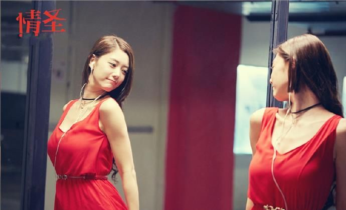 欧美明星|曾被评为亚洲第一全球第二美，无数宅男的梦想，她到底有多撩？