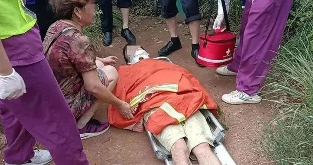 出事了,47岁滴哥绝望跳崖!只因将手机借给乘客