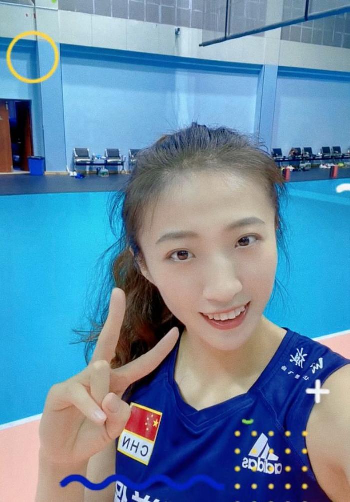 朱婷|朱婷保送北师大，女排其他金花呢？丁霞惊艳，张常宁小宇成校友