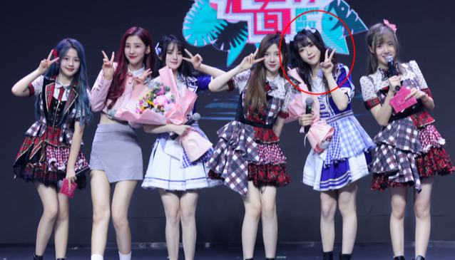 周立铭|偷拍洗澡、痴迷黑人，8月才几天，贵圈的“妖魔鬼怪”就现形了