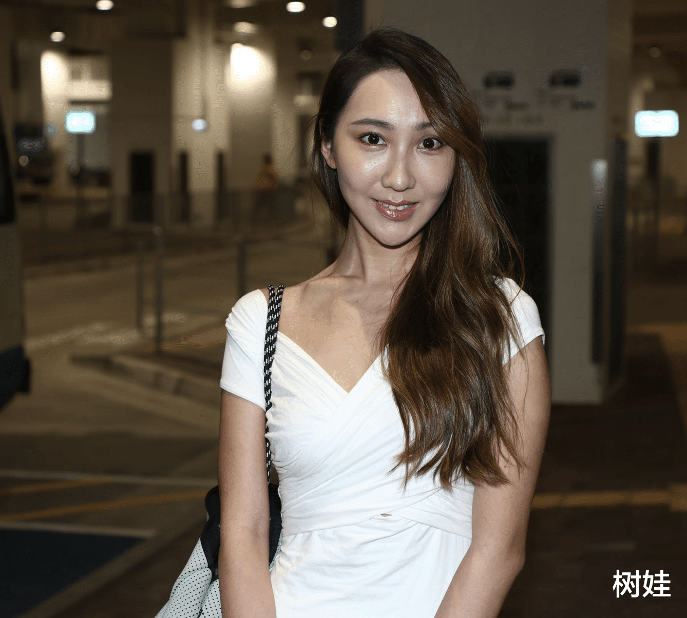 香港小姐|2022港姐首轮面试佳丽曝光，林俊贤27岁女儿参选，最小参选者17岁