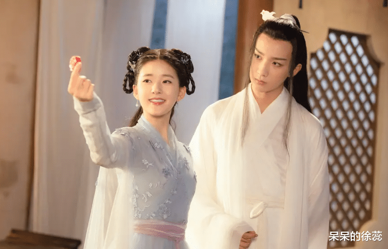 赵露思|曾一年合作两部戏，如今却互不关注，赵露思李宏毅怎么了？