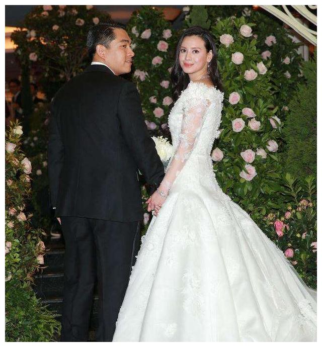 陈冠希|林恬儿：陷剪影门丑闻，作风不输陈冠希，婚礼获香港5任特首祝福