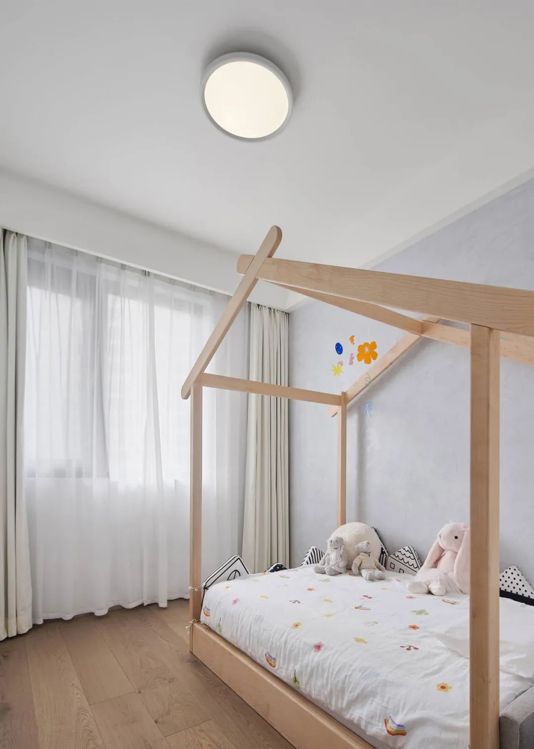 自由开放、清新简约，这个140m2小三房，颠覆了我对家的想象！