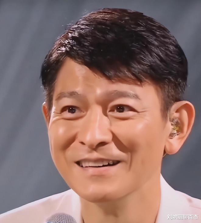 刘德华|?刘德华两场直播超4.5亿人观看,均关闭直播打赏,狂赚多少钱?