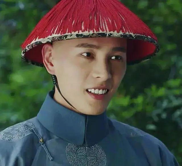 明星|嘴里“整套房”？那些追求“一口大白牙”的明星们，如今怎样了？