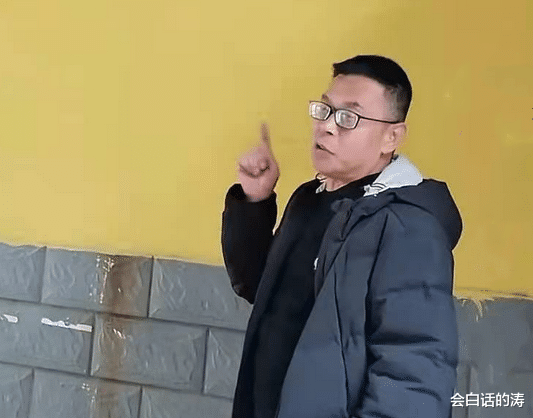 许敏|熊磊母亲和云昊公开对骂，侮辱对方是“Chu生”，云昊改签名表态