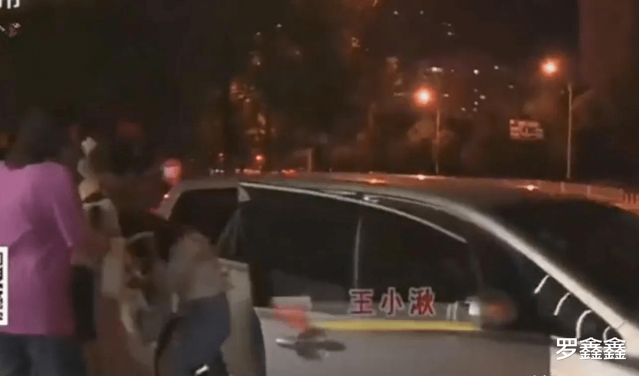 整容|妻子痴迷整容挥霍无度,丈夫受不了欲离婚,丈夫:她全身都是假的