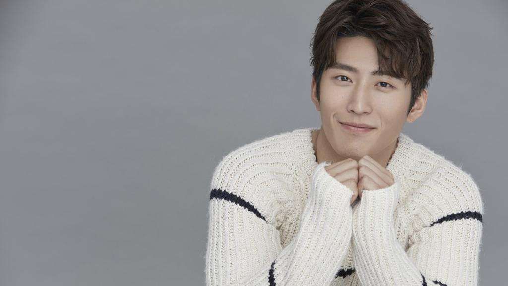 窦骁|黑眼圈不敬业？窦骁惹不起赵樱子？黄晓明被曝当小三？