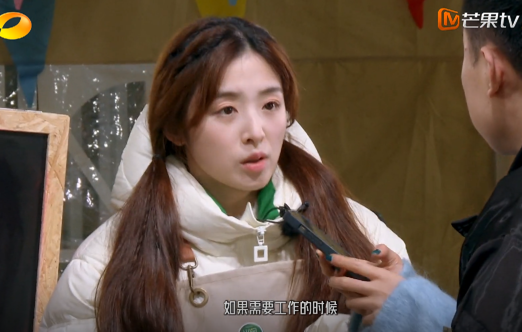 汪涵|汪涵帮听障人士找工作,张含韵为交流学手语,这档综艺来真的