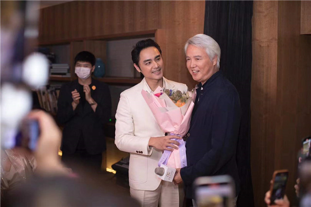 明道|祝钒刚爆料明道深受张庭传销影响，可能无法离境，并没有回台湾