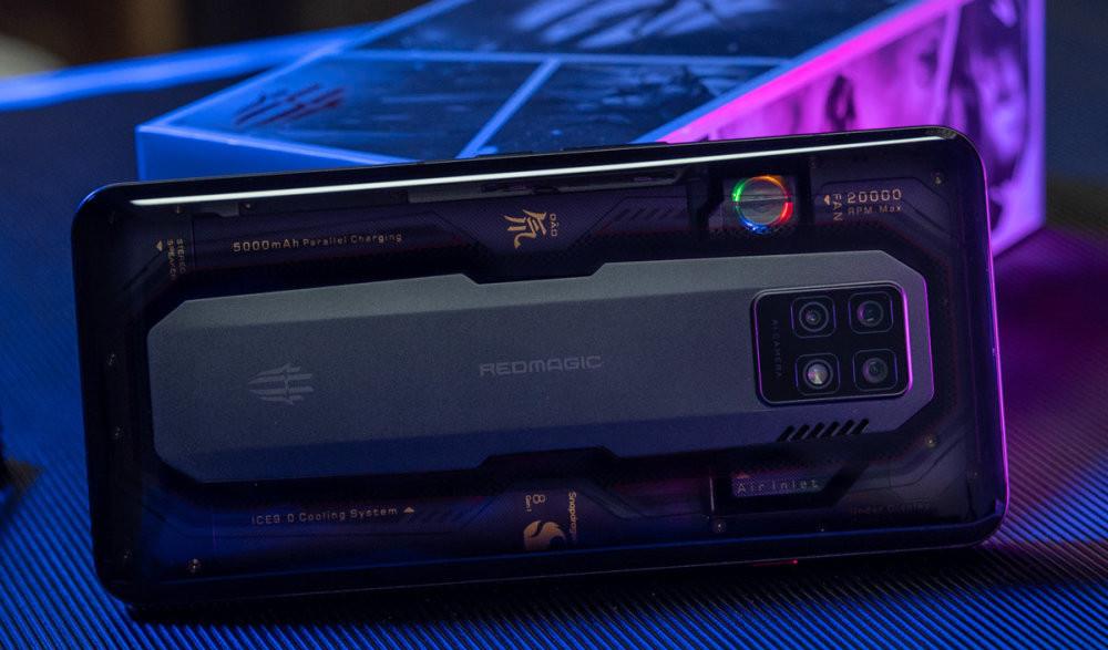 云盘|18G+512G、18G+1TB纷纷现货，六七千的售价，多少人买得起？