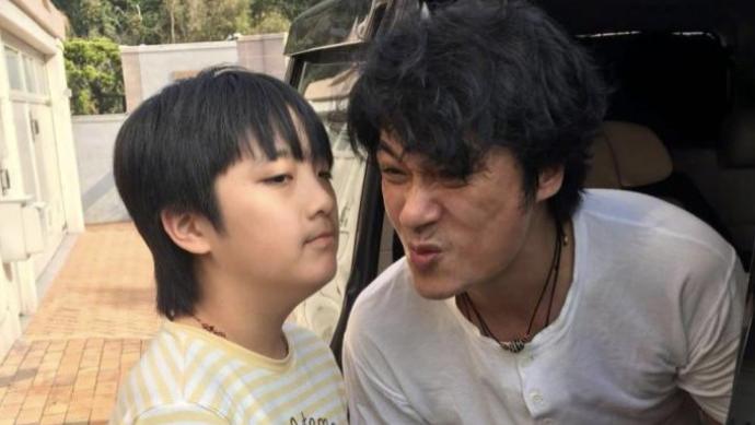 吴镇宇|吴镇宇让儿子追郭富城女儿，费曼搞笑回应：90多岁别再沉迷于流量