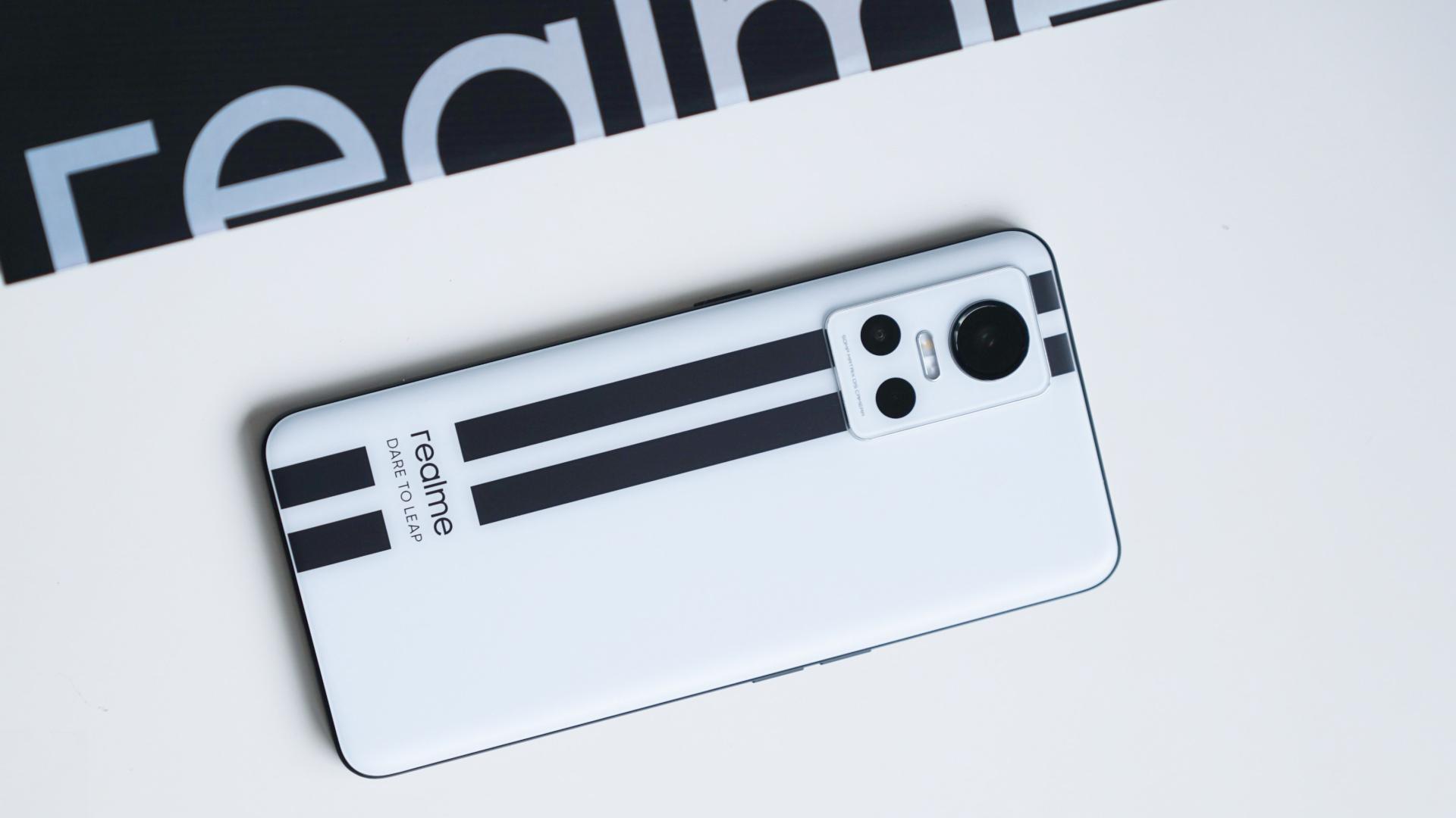 真我gt neo3|iQOO Neo6SE和realme GT Neo3哪一款更值？