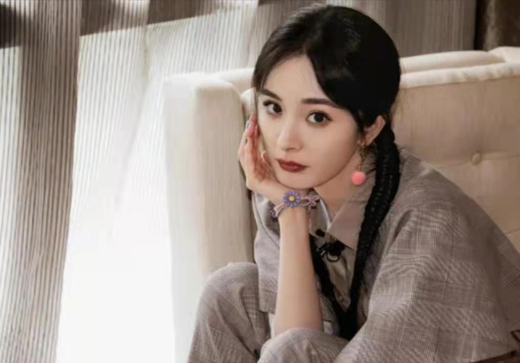 鞠婧祎|鞠婧祎挑战刘亦菲、杨幂，新人能否胜出四小花旦，胡歌正面回应