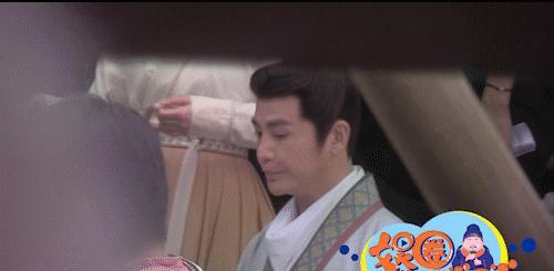 唐嫣|孙坚发文为唐嫣新剧打call现身片场面容浮肿表情僵硬