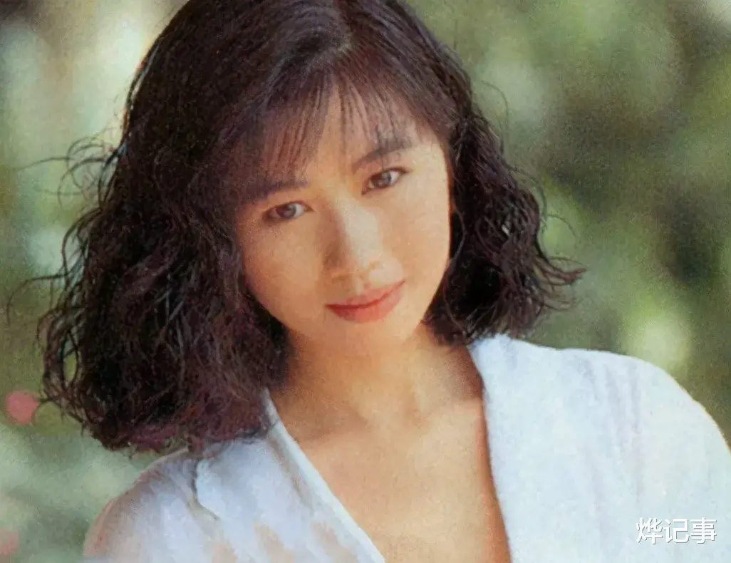 杨宝玲|“港姐”杨宝玲与陈荣森离婚，陈荣森不仅说她出轨，还将夫妻“房事”说出来