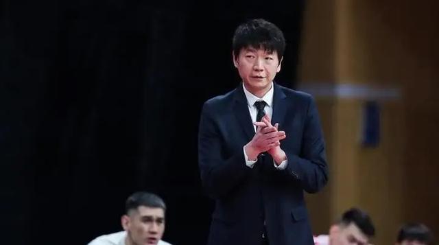 深圳男篮|郑永刚或出任深圳队主教练，邱彪无力稳定更衣室