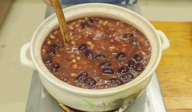 初七要吃长寿面，初八更有讲究，牢记“3吃1不吃”，老规矩别忘