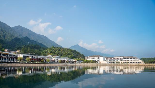 千岛湖|九江有座亚洲最大的土坝水库，颜值不输杭州千岛湖，游客暂时不多